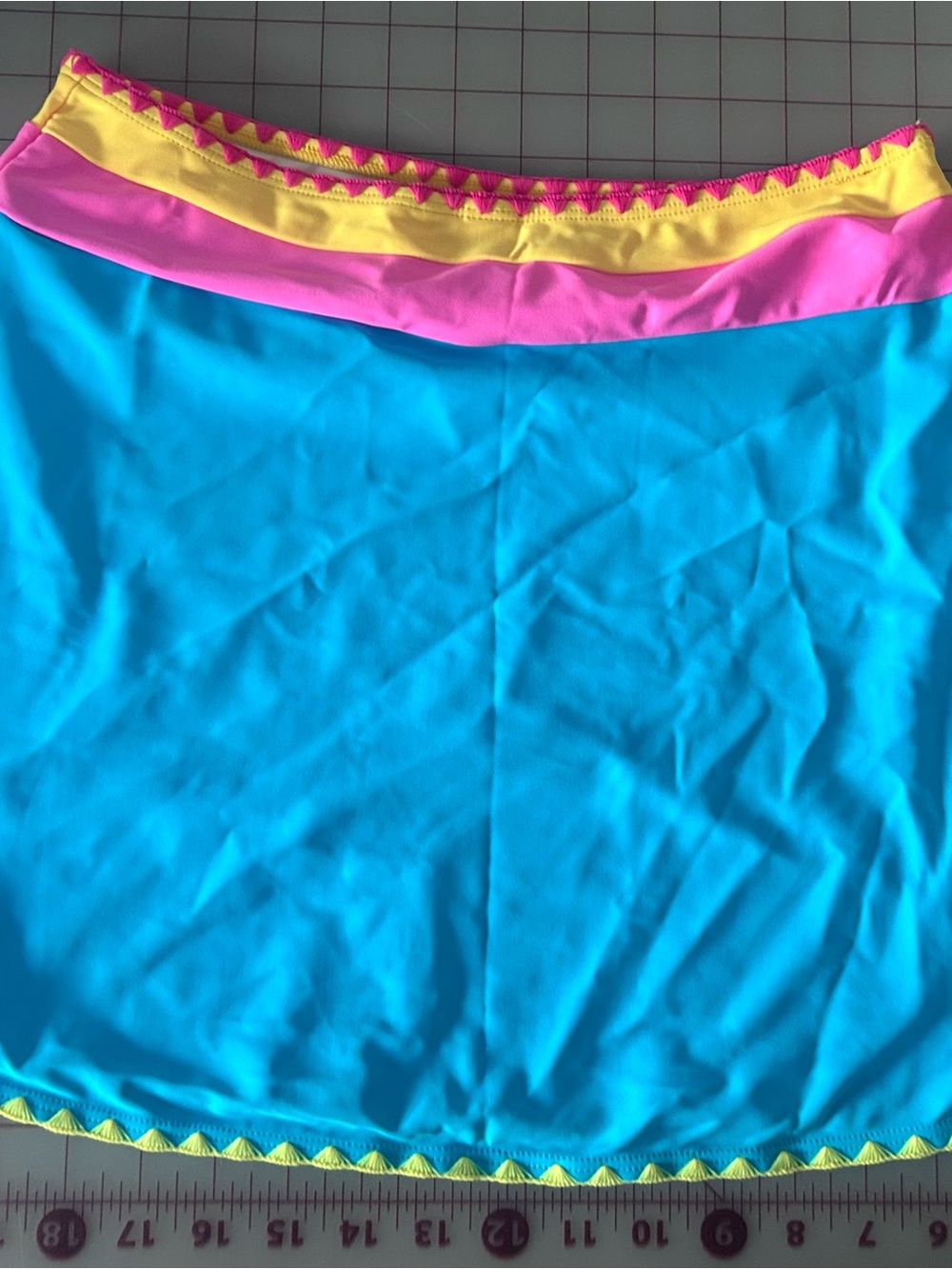 Popvil Colorblock Tank Bikini Set with Zigzag Trim - Picture 7 of 7